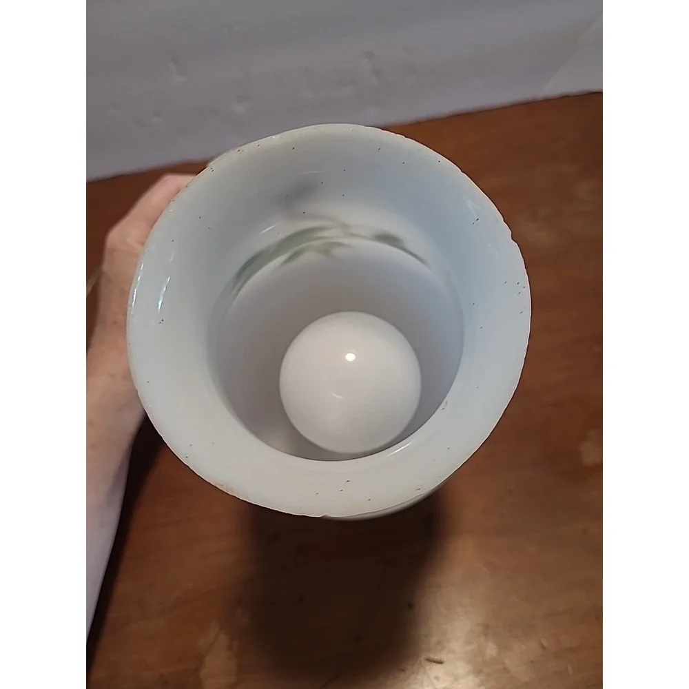 Vintage Ivy Hand Painted Milk Glass Wall Sconce Lamp Green Leaves Works